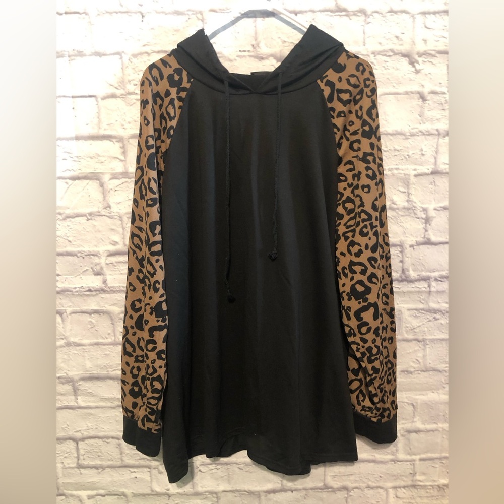 Leopard and black hooded top